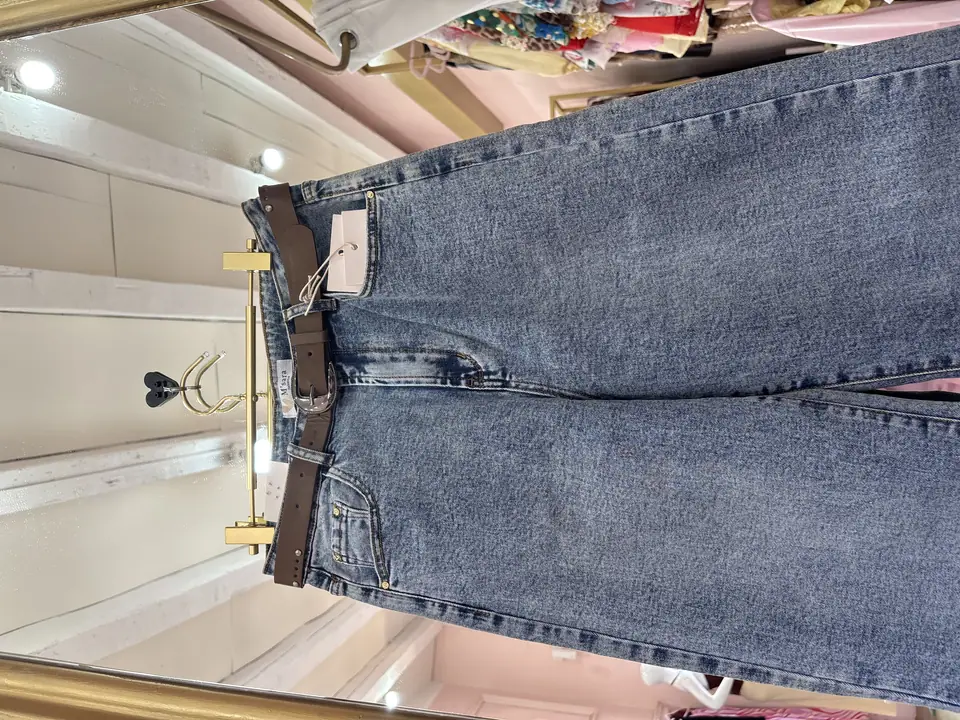 Pantalón deslavado vaquero