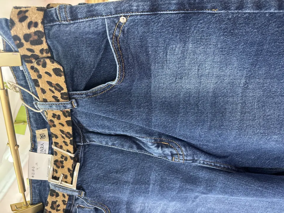 Pantalón cinturones animal print