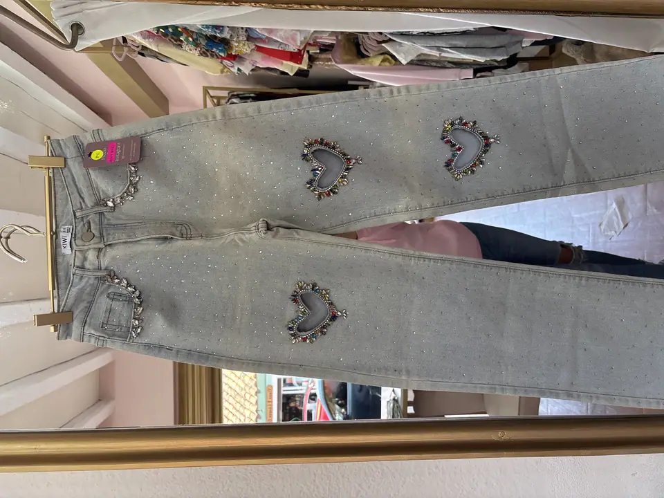 Pantalón corazón brillos
