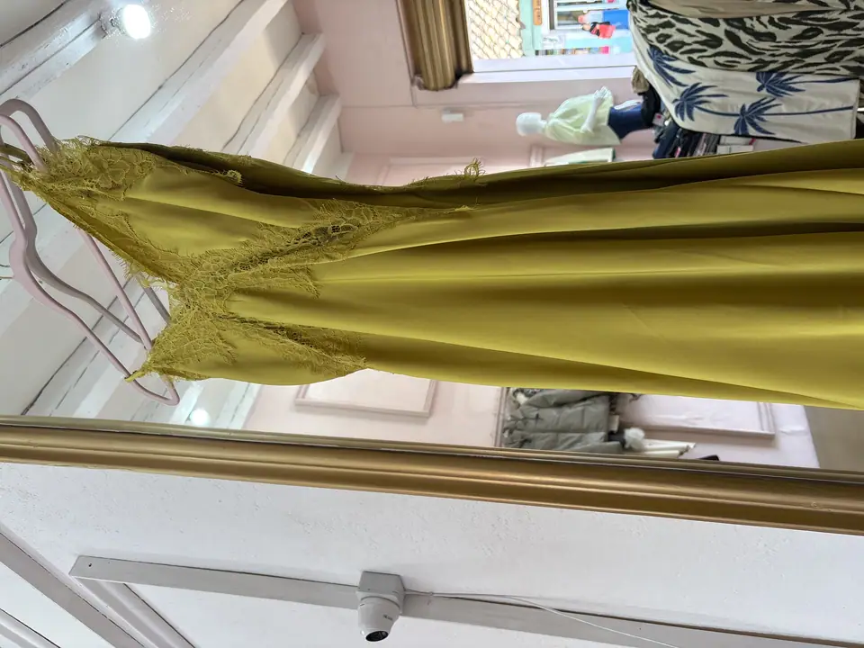 Vestido satin ñargo