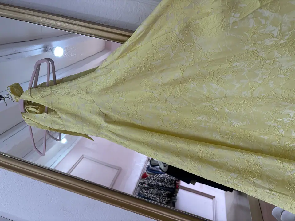 Vestido coquet amarillo