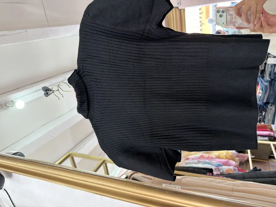 Blusa cuello alto manga corta